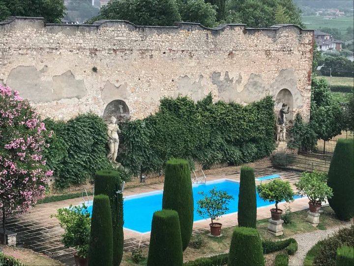 Piscina pitturata con nostro smalto al clorocaucciu CLOROVIV AZZURRO PISCINE