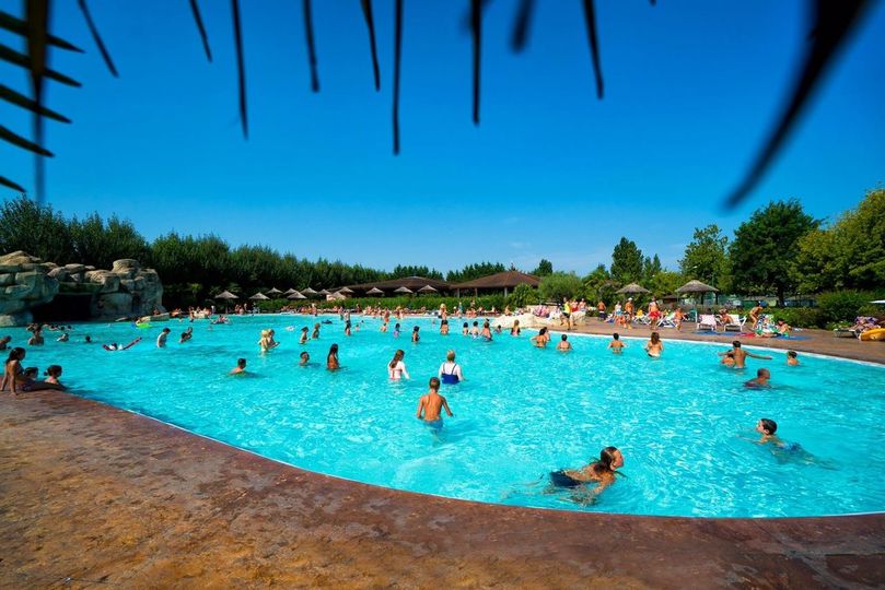 Pronti per lestate Piscina pitturata con nostro smalto CLOROVIV