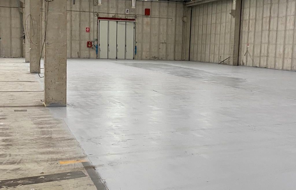 VIVCOLOR propone un ripristino di pavimentazione in cemento del Forno