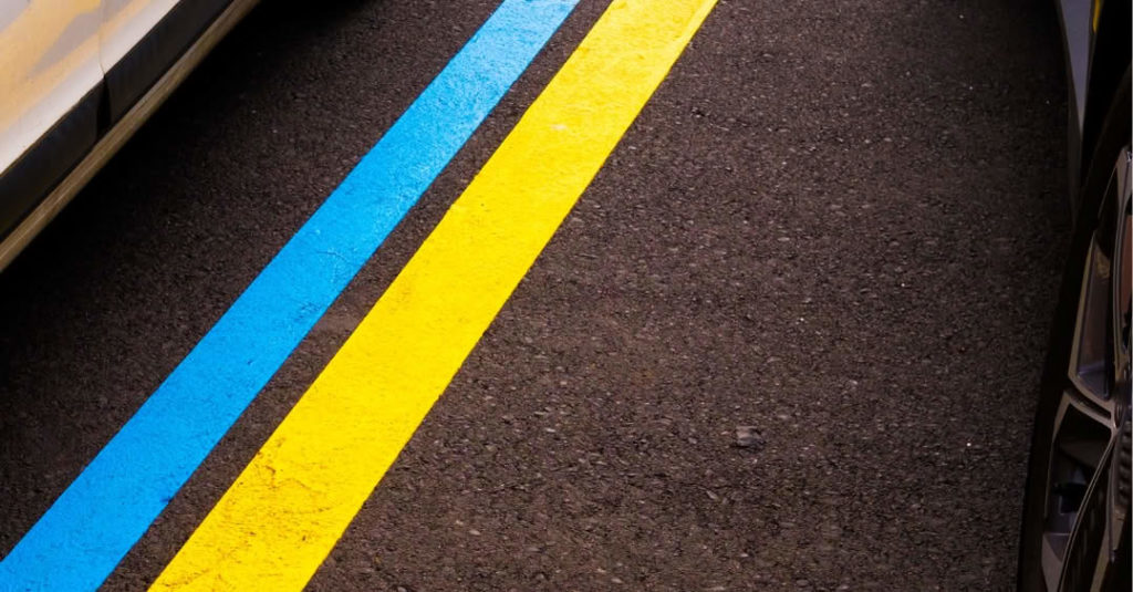 Vivpur Signal Nail polish: road signs at highly highly performance