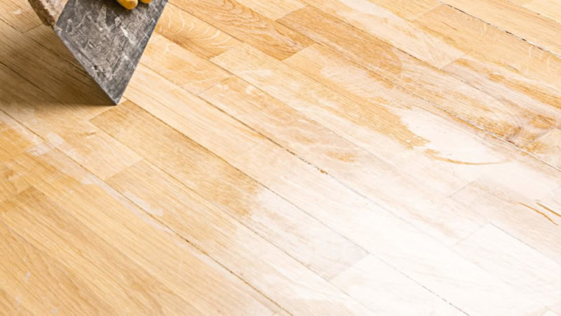 Holz lucid finish UR 299: protection and beauty for wood