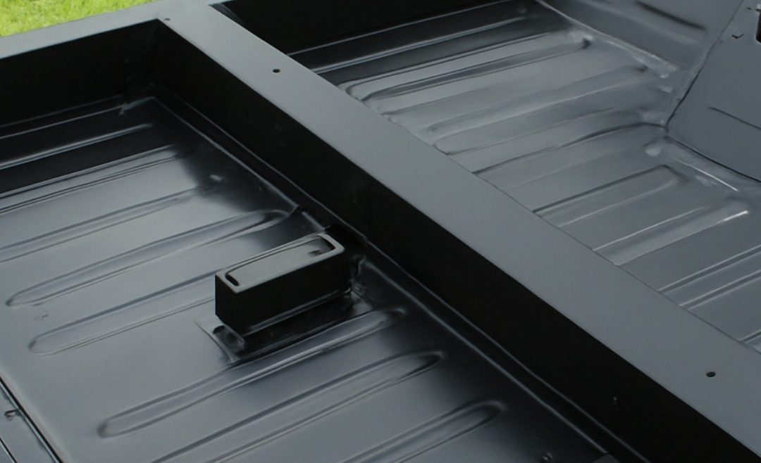 UNDERBODY: ANTI STONE PROTECTIVE PAINT FOR UNDERBODY This fast drying plastic protective