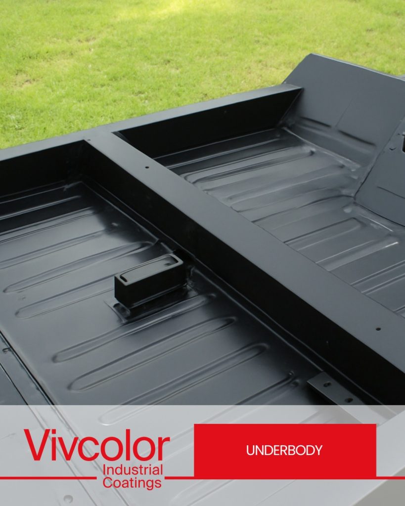 UNDERBODY: VERNICE PROTETTIVA ANTISASSO PER SOTTOSCOCCA Questo rivestimento protettivo plastico