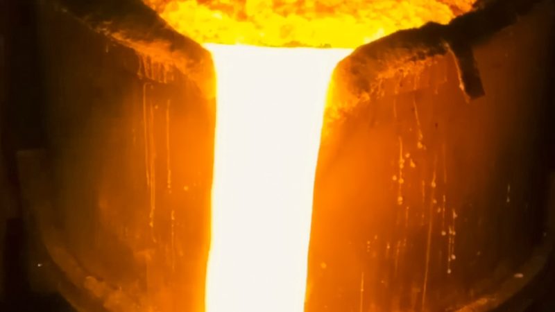 ZINCANTE EPOSSI SILICONICO: PROTEZIONE BICOMPONENTE FINO A 400°C Il fondo bicomponente